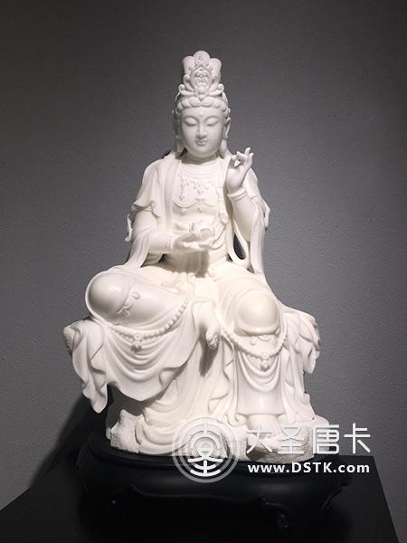 持蓮觀音漢白玉68cm