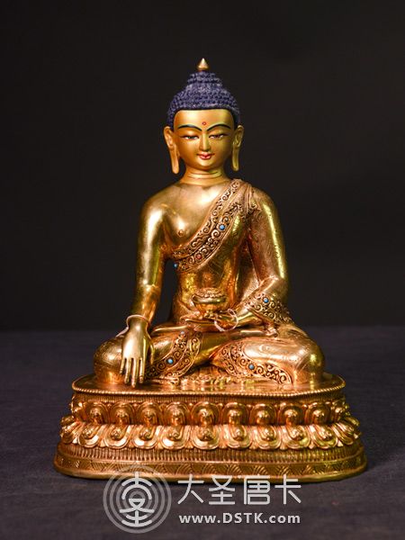 釋迦牟尼佛鎏金32cm