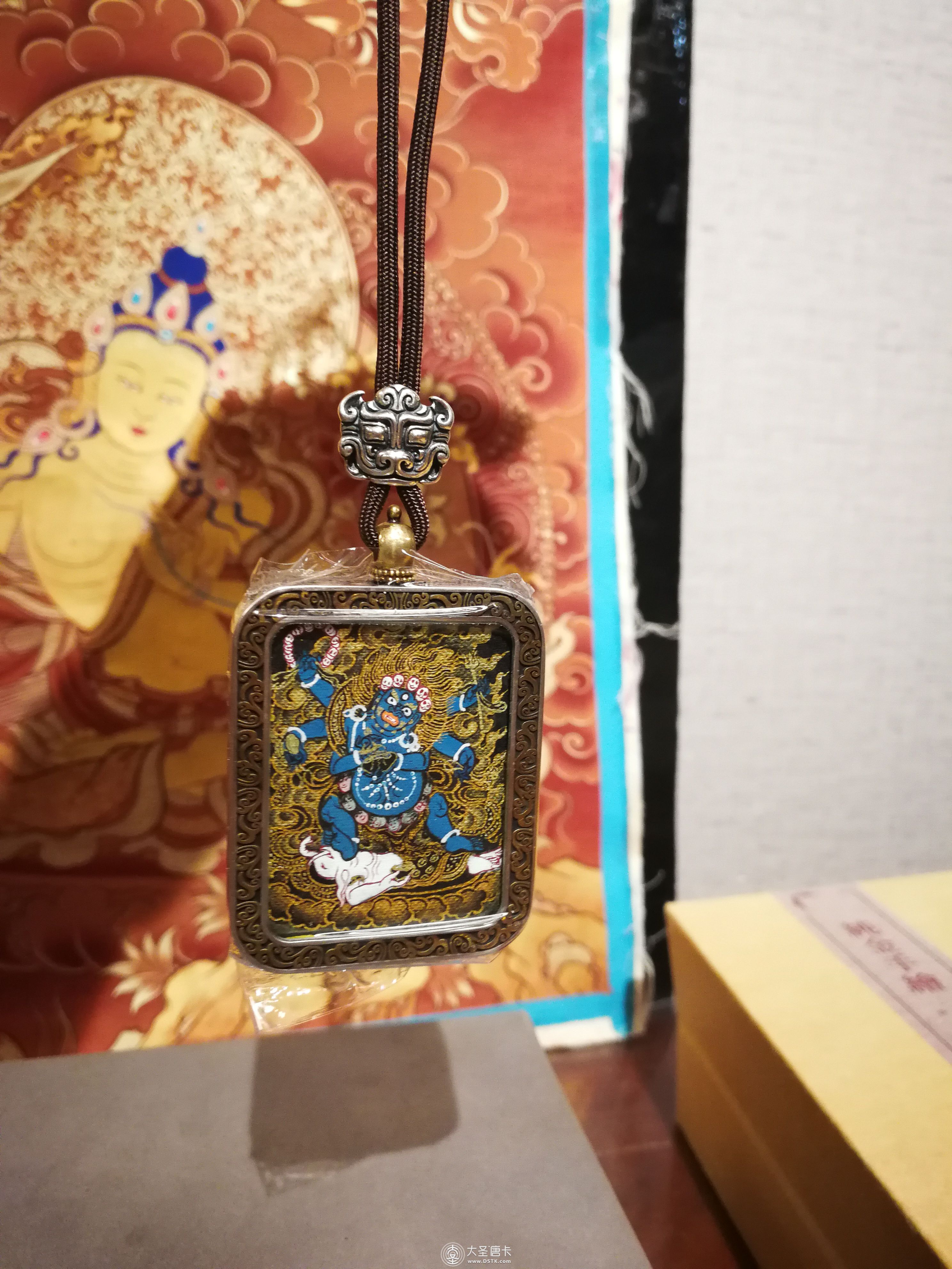 六臂瑪哈嘎拉小唐卡