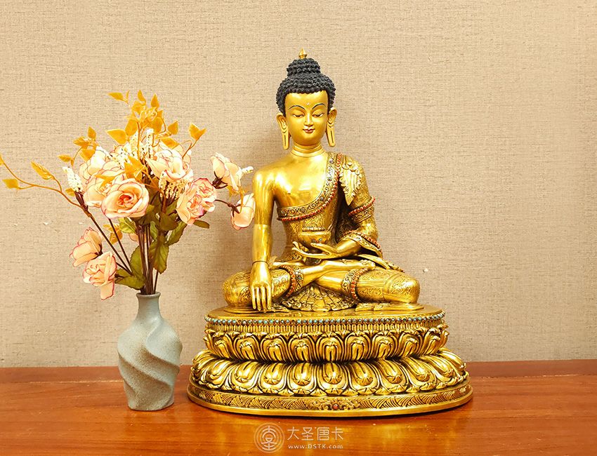 釋迦牟尼佛鎏金42cm