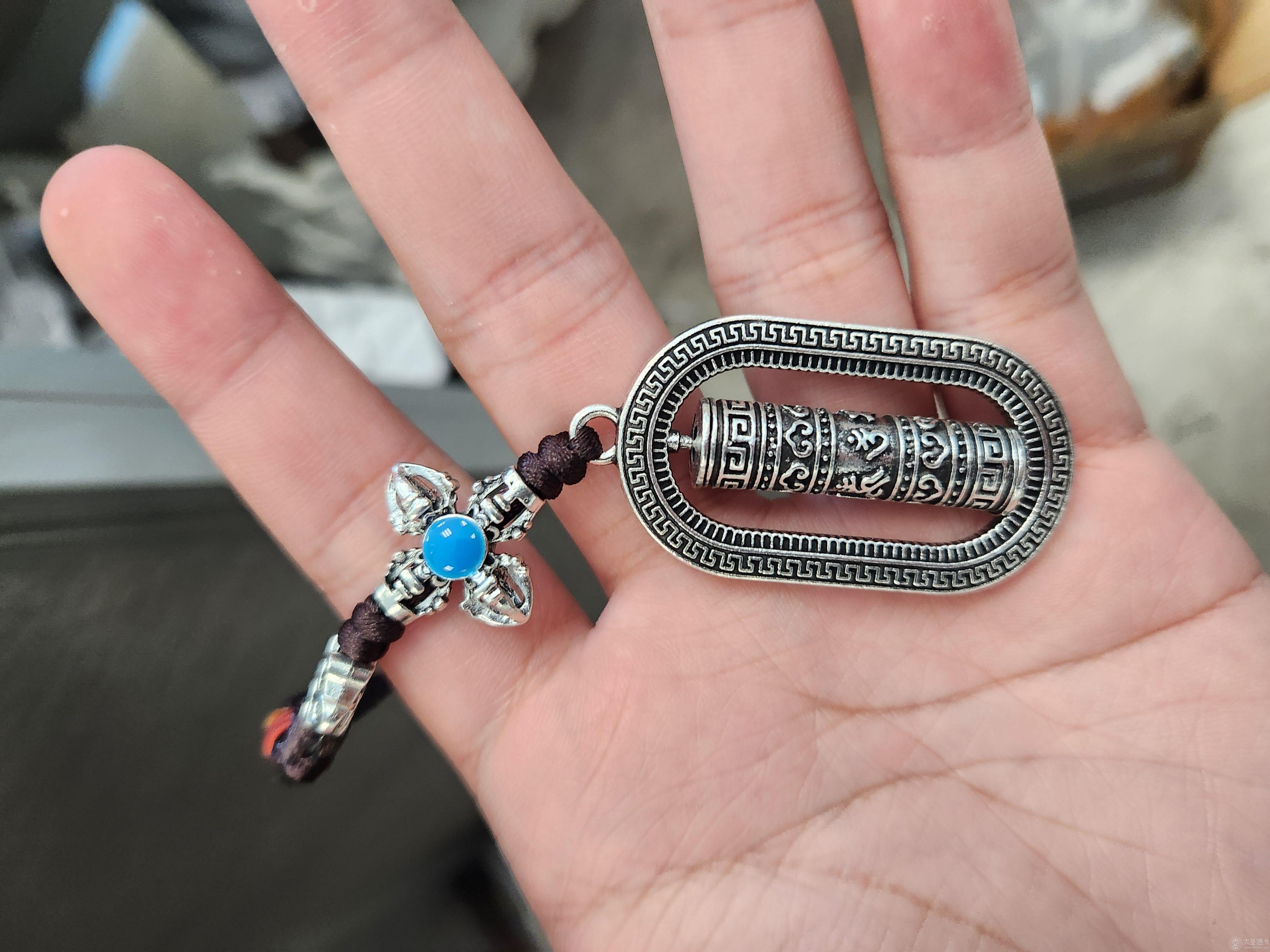 六字真言轉經輪